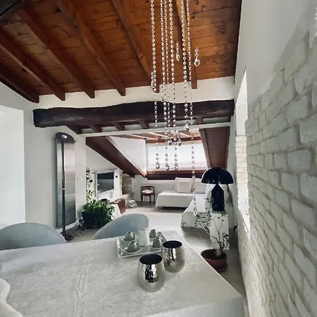 La Casa Di Angelina Appartamento *